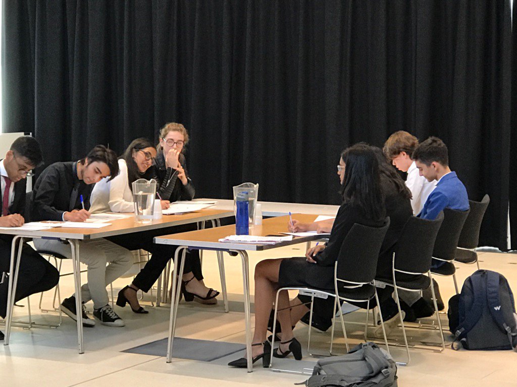 Nargish Khambatta tweet media