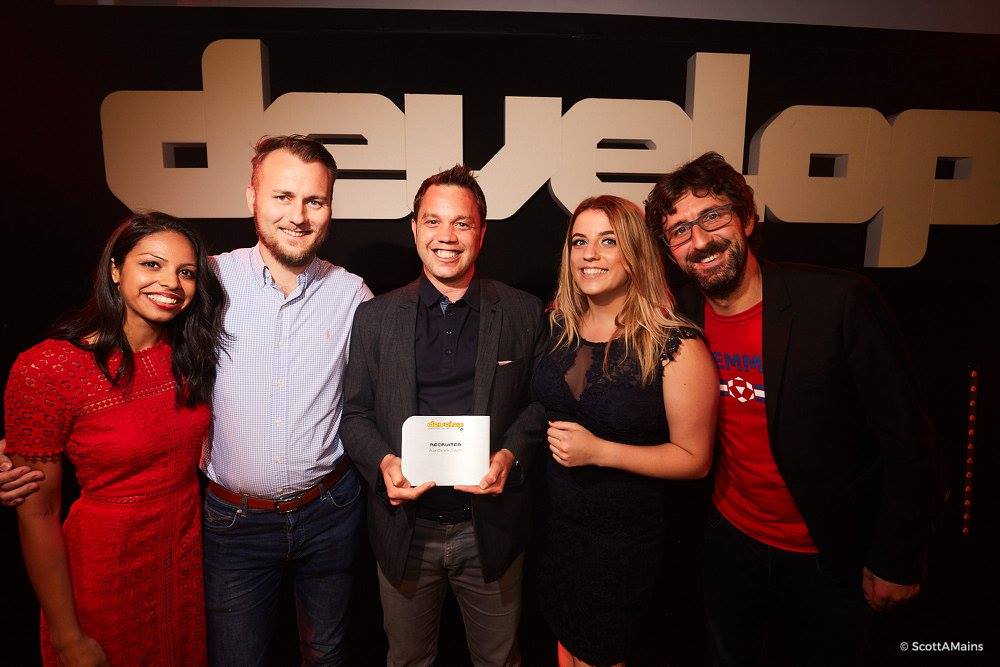 Rothbiz's tweet photo. News: Rotherham recruiter @AardvarkSwift wins Develop Award @developconf https://t.co/mRcPYyUhtg https://t.co/41wUK7fGwW