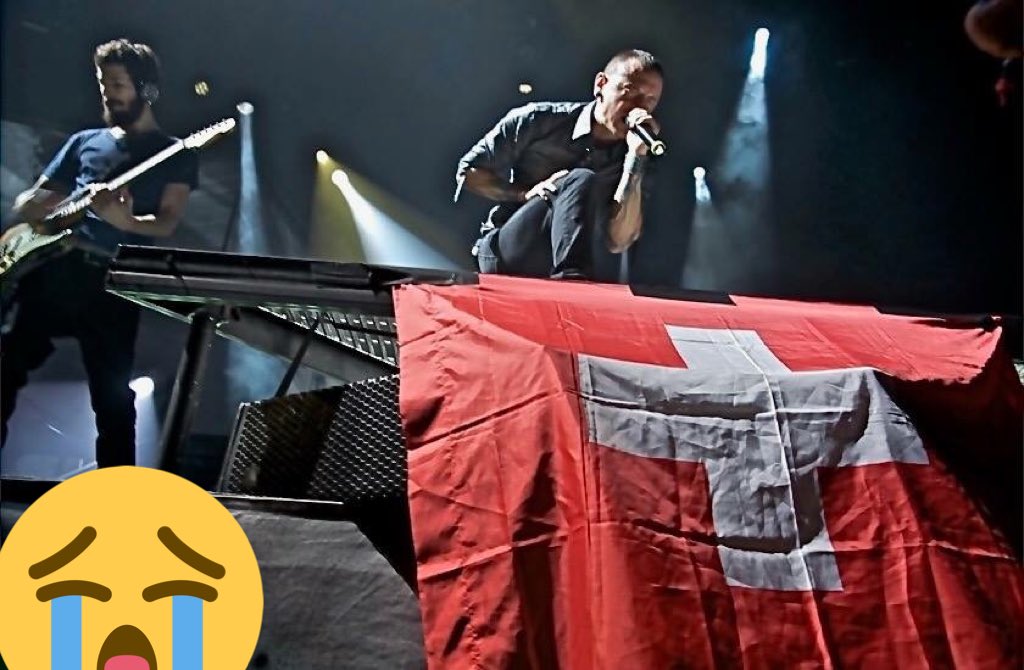 tassiemover's tweet photo. One of the saddest days ever. R.I.P. @ChesterBe https://t.co/YVPDBLTw5C