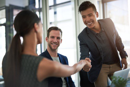 AXielles's tweet photo. Coopter ? Après vous, je vous en prie...  #emploi #cooptation https://t.co/FEsl131F0t https://t.co/NojBkR4J2K