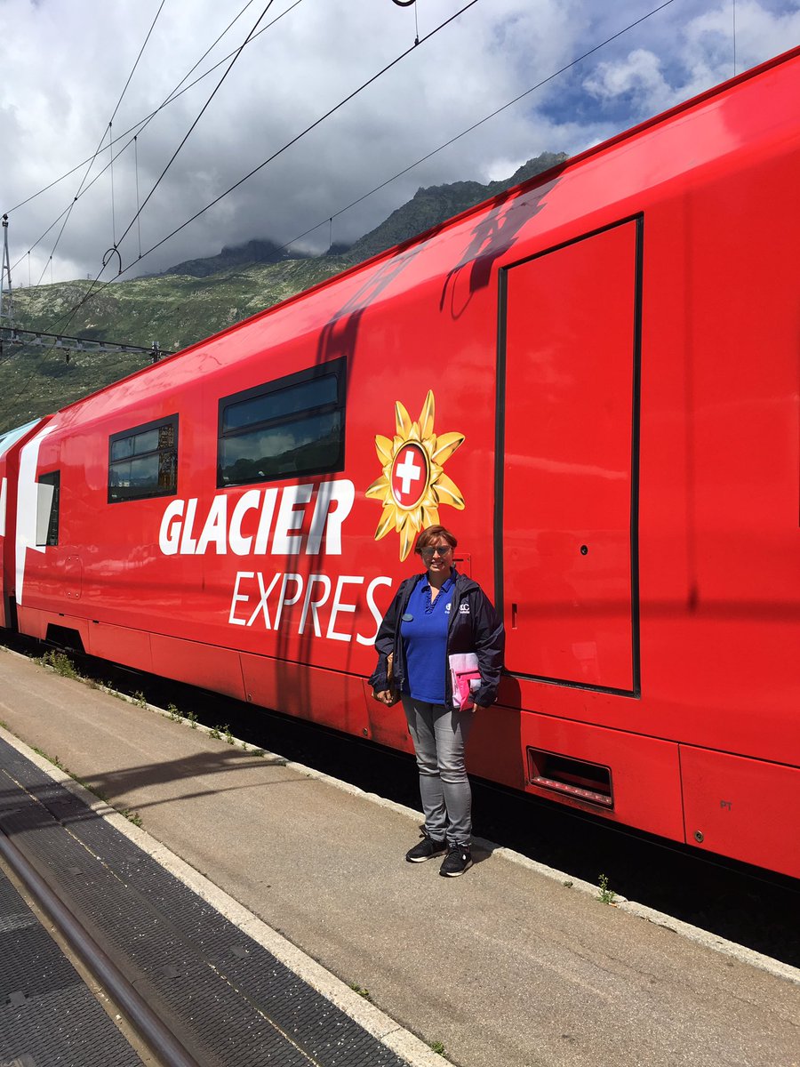 belviso134's tweet photo. #lifeontheroad #guidedbycollette #alpinelakesandscenictrains yes #thisismyjob #getpaidtotravel #itmi #itallstartedwithITMI https://t.co/b8JE3d80Ii