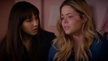 BoothJade_maya's tweet image. Spalison went from friends who shared the same brother to being Cousins
#PLLFamilyForever #Spalison #PLLForever