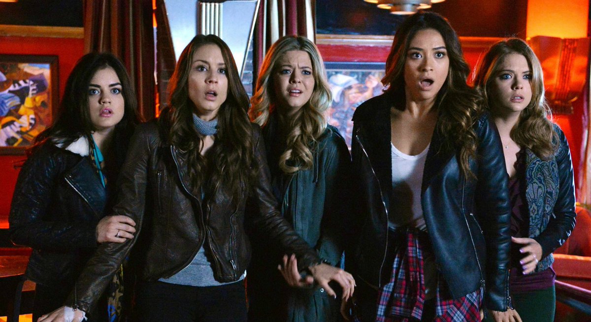 BoothJade_maya's tweet image. Spalison went from friends who shared the same brother to being Cousins
#PLLFamilyForever #Spalison #PLLForever