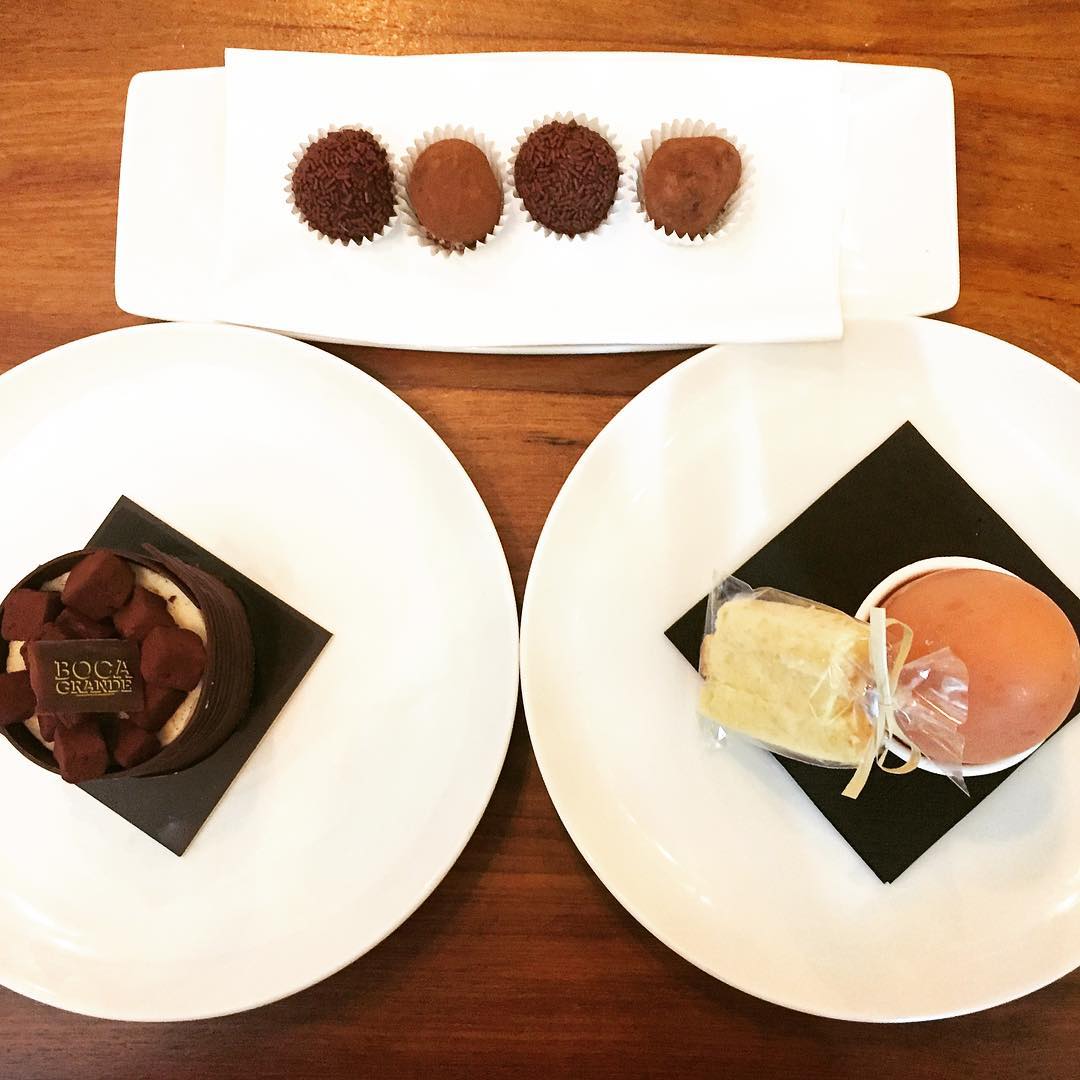 Por mucho que comas siempre queda espacio para el postre, y más si son estos 😋🍫 Gracias @carleta46 por venir y por la foto 📸 #bocagrandebcn