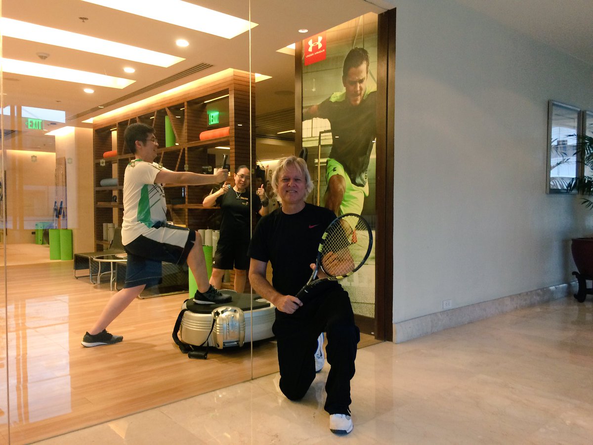 ThePTTA's tweet photo. Philippine Tennis Coach at EDSA Shang @ThePTTA #philippine #tennis #coach https://t.co/SKB2vhPSuT