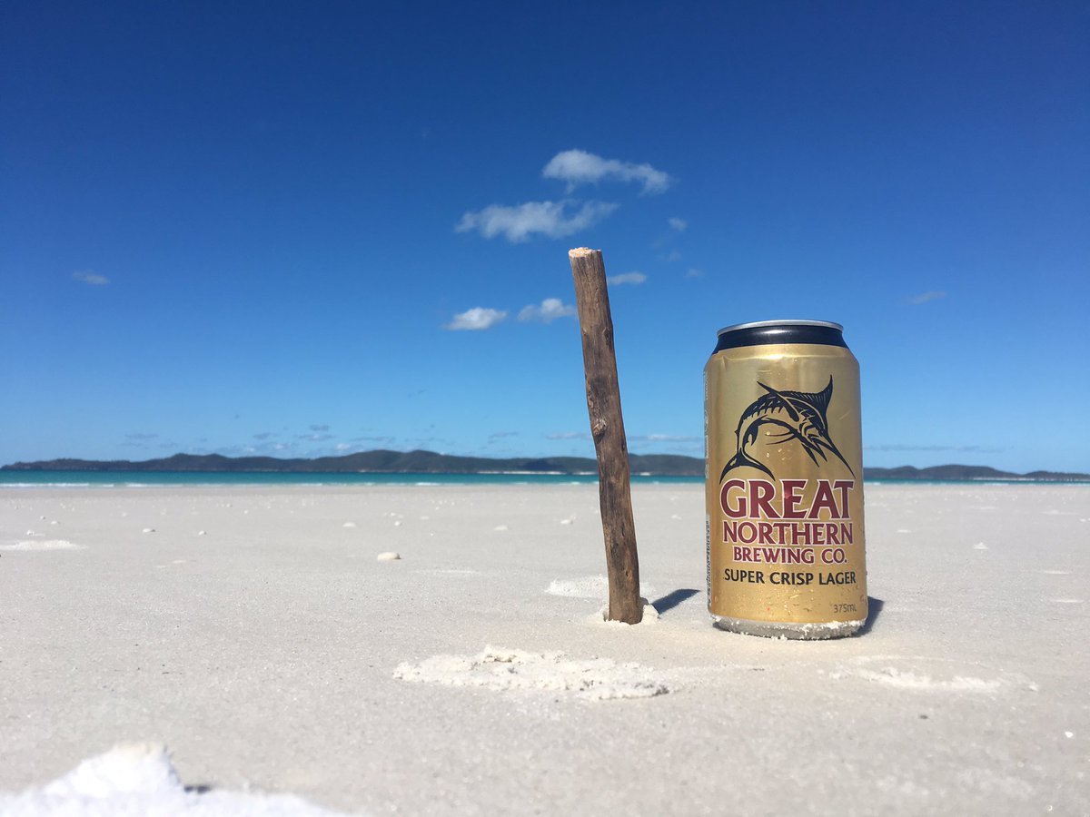 Loupearce9's tweet photo. What an amazing place #heavon #travellife #Australia #bestbeachever   #chooselife https://t.co/swvPRnBQDF
