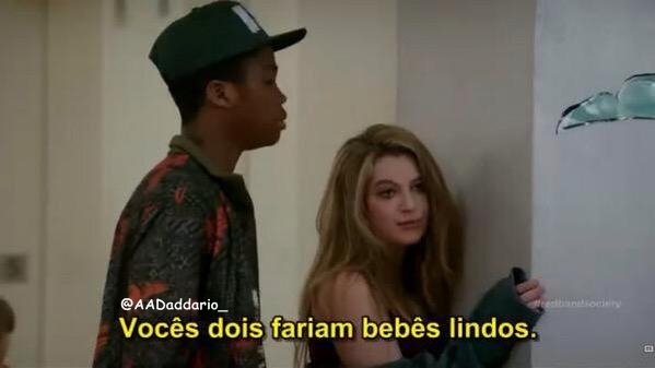 Queen_0fDrama's tweet photo. SOBRE A ALEXANDRA E O LOGAN #Logandra #AlexandraDaddario #LoganLerman https://t.co/AxMOjPD14l