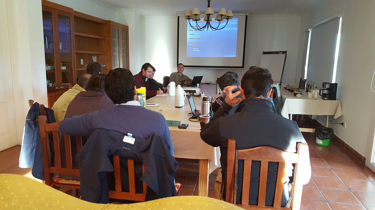 Capacitación en maquinaria con Lic. Ricardo Martinez Peck <a href="/zuccarim/">Mariano</a> <a href="/DagheroM/">Mauricio Daghero</a> <a href="/landilucas/">Lucas Landi</a> <a href="/sebaspizzi/">Juan Sebastián Pizzi</a>