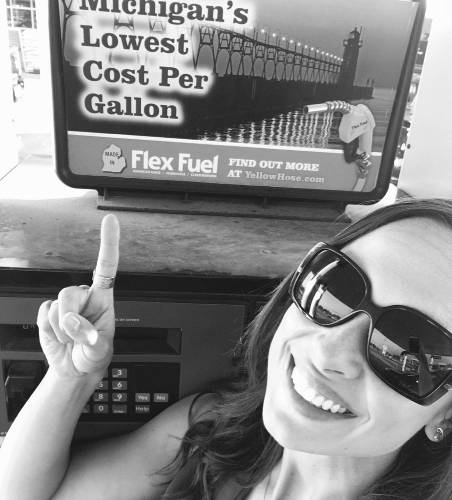 LaceyRoseDixon's tweet image. To St. Joseph last night, to Greenville today...b4 I hit the road, I can check out where to buy #ethanolfuel, #e85.