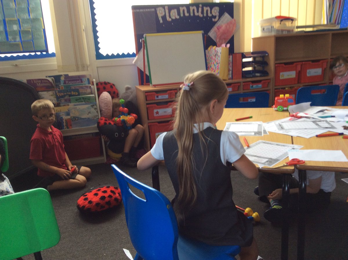 Coedevaprimary's tweet photo. Whose had my iPad! Cheeky y1s! #CEPY1 #last day fun https://t.co/xpaPDPAo9o