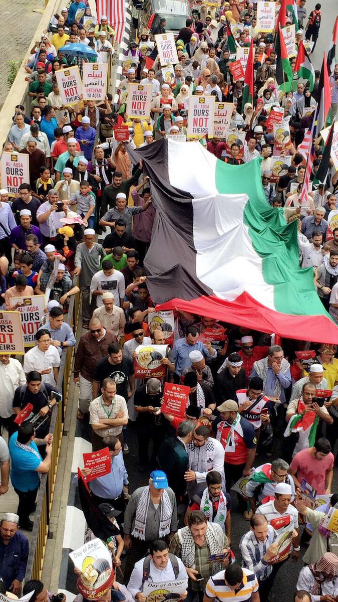 MShobakii's tweet photo. #اغضب_للأقصى #ماليزيا #alaqsaditutup #Malaysia # https://t.co/g9k1ylEmQb