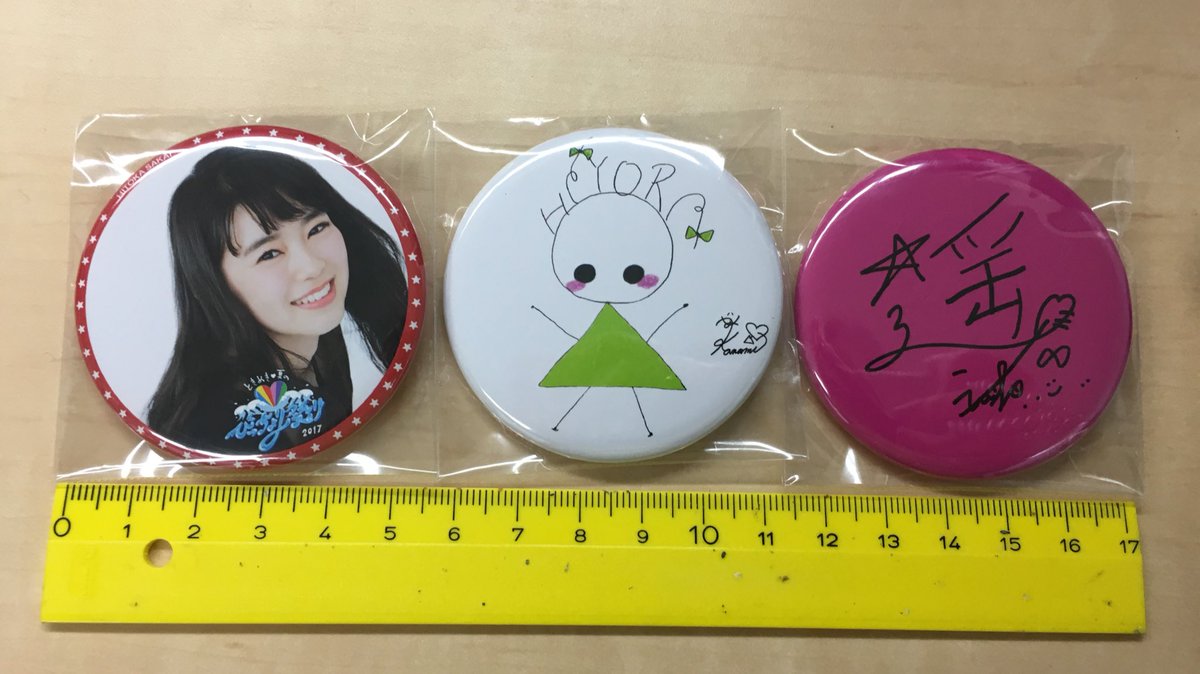 組長一番くじもよろしくお願いします！ときめき♡賞の缶バッチの大きさ