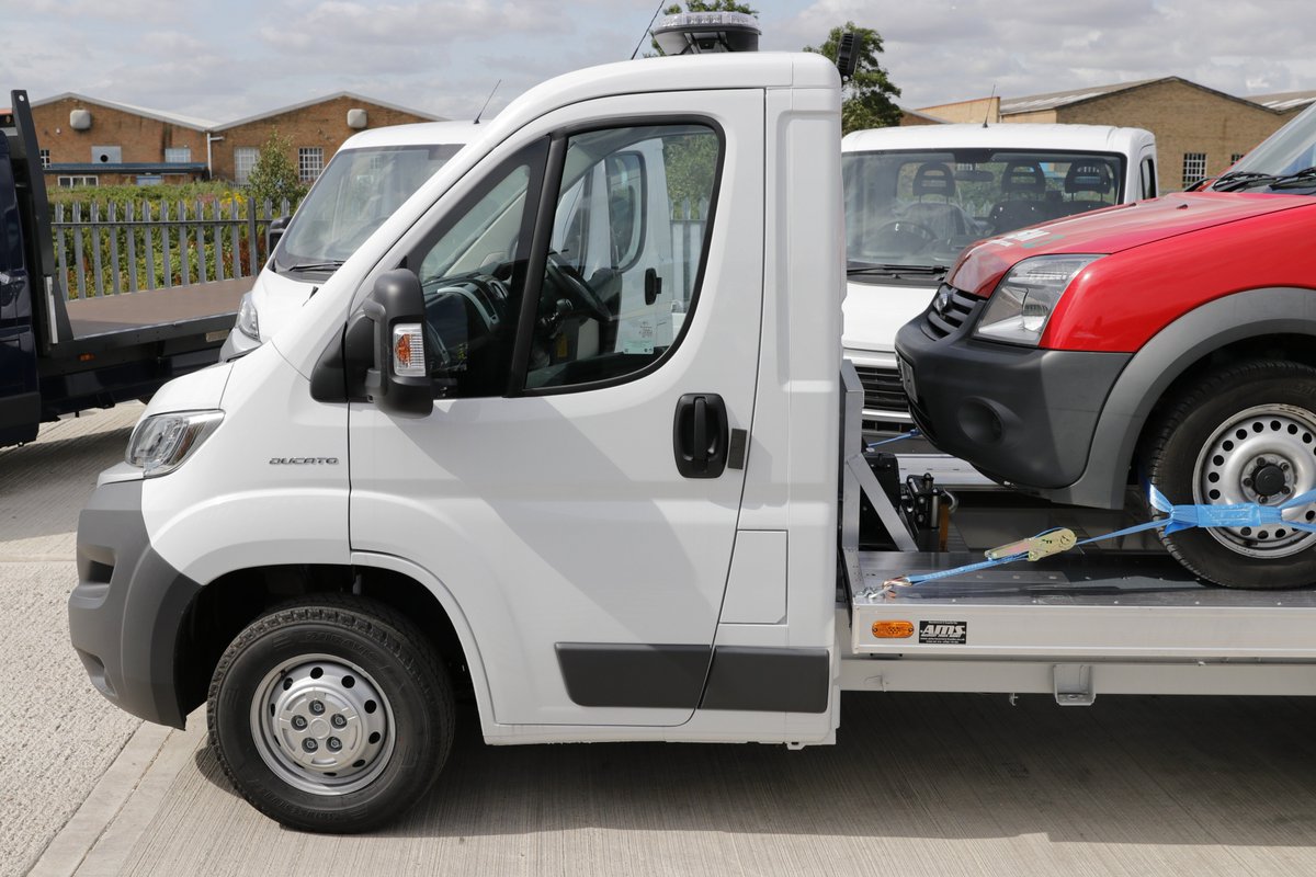 AMSTrucks's tweet photo. Another satisfied customer, we hope that @ASM_Autos enjoy their NEW Truck! https://t.co/wjWl69iHYC #RecoveryTrucks #AMS #recovery https://t.co/WFXMecxVDn
