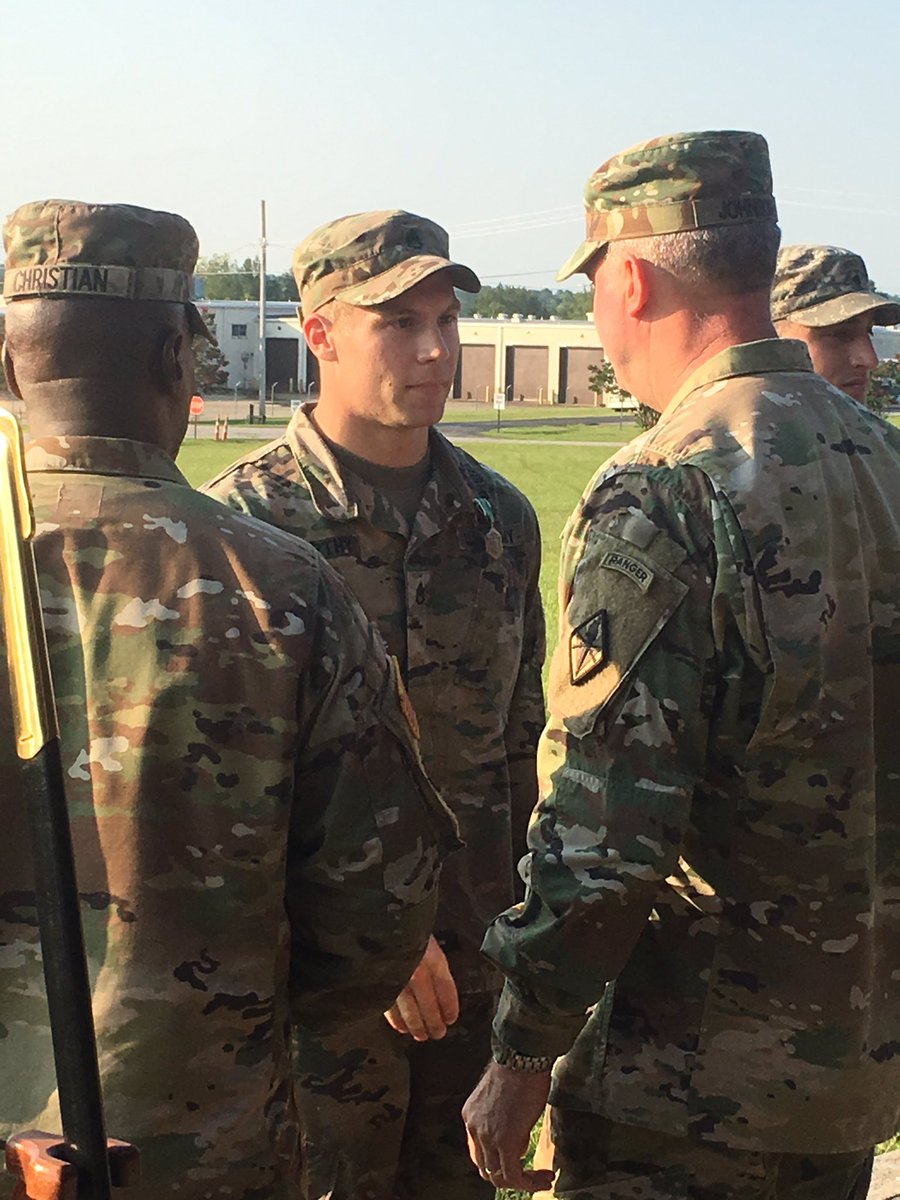 CSM_Gan's tweet photo. SSG McCarthy #SapperInstructor with the #1stEnBDE and #MSCoE won the @TRADOC #BWC @USAES1 @fortleonardwood "Iron sharpens iron" https://t.co/Ut6L7ST39D
