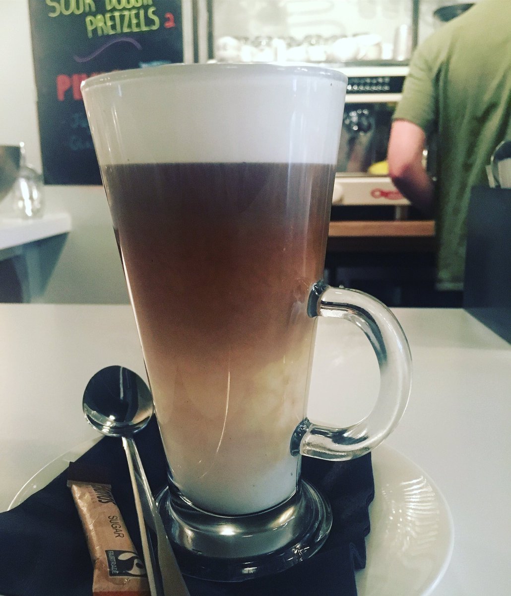 RoostHeatonMoor's tweet photo. Ooo la la.... cafe latte perfection
#popinforacoffee #andadessert #fridaytreat #treatyourself #roost #heatonmoor #coffeelover https://t.co/uIIuhCgVam