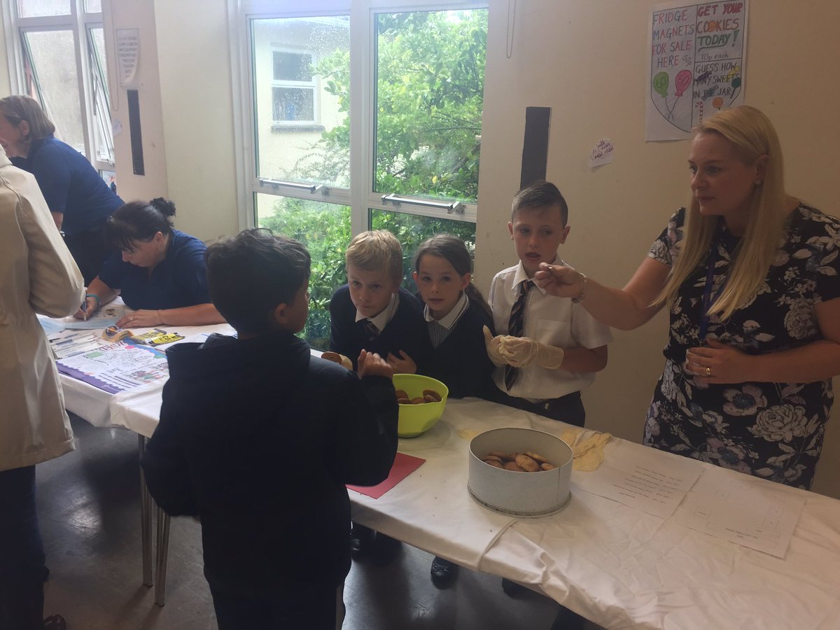 60yrsStPetersRC's tweet photo. The #60years fair continues to be a success! Lots of happy individuals engaging with various year group's #pop-upshops #CASTSchools https://t.co/OM0aEPAQx3