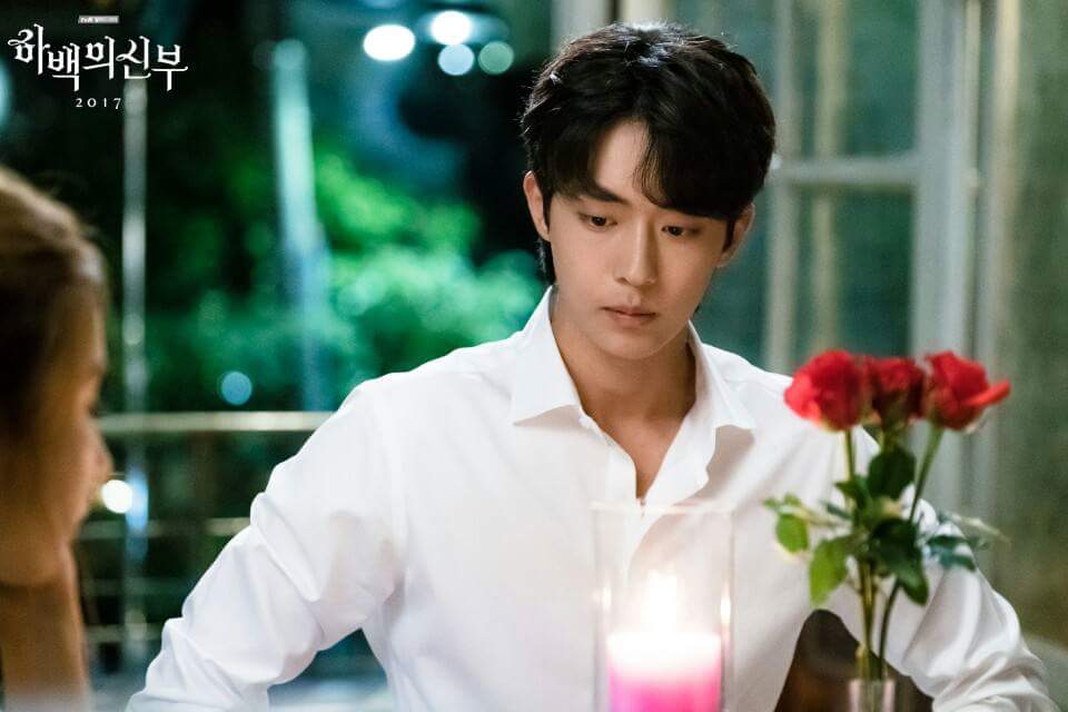 namjoohyuk_ina's tweet photo. [PIC] 170718 #BrideoftheWaterGod Official FB Update (2) 

Akhi, tolong senyumnya dikendalikan 😊😊 #NamJooHyuk #남주혁 https://t.co/K5HpzX7W5j