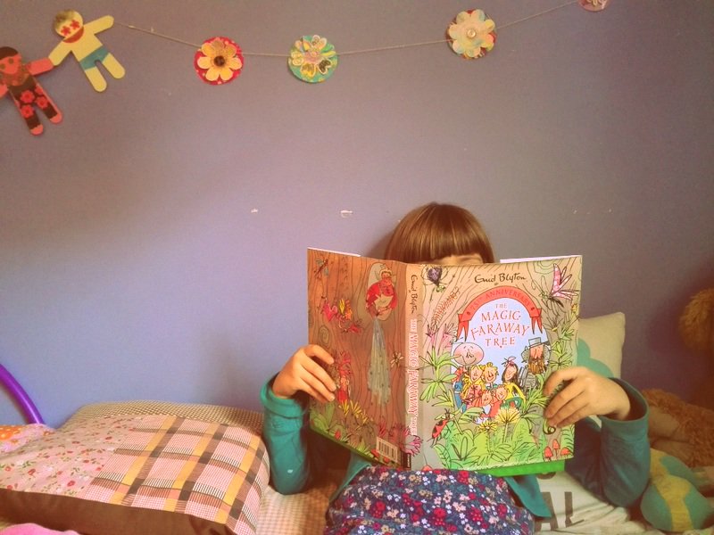 hellotypewrite's tweet image. So, I finally got myself organised enough to write a blog post! What are your views on Enid Blyton? hellotypewriter.blogspot.co.za/2017/07/can-we…