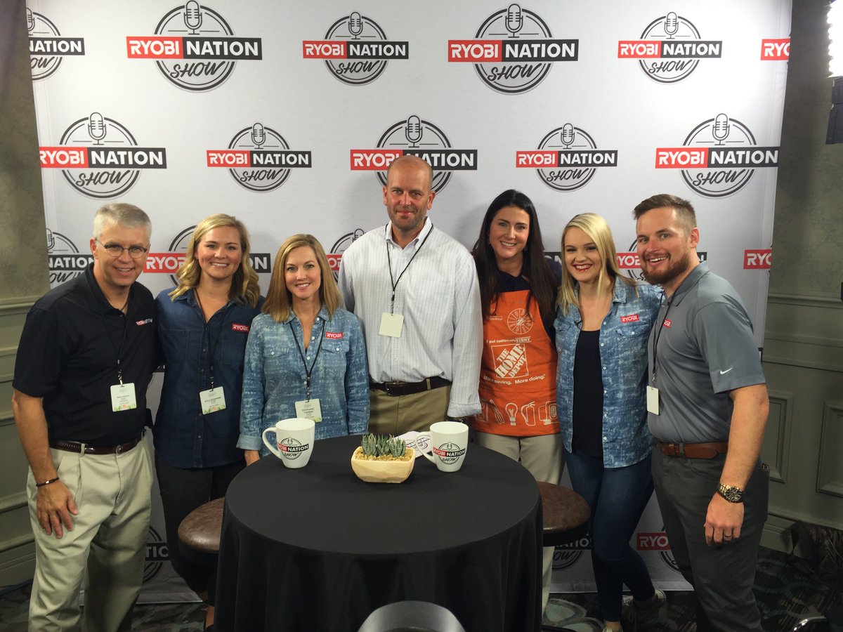 RYOBItoolsusa's tweet photo. Thanks @juicybuerger of @HomeDepot for joining us for The RYOBI Nation Show! #RockStar #ScoreSpeakers #RYOBIatHaven https://t.co/AdtNW97XZp
