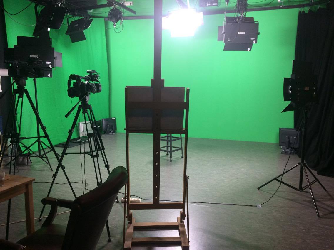 easymineio's tweet image. Some backstage pics from the easyMINE promo vid we were shooting earlier today. The finished product coming soon. Watch this space!