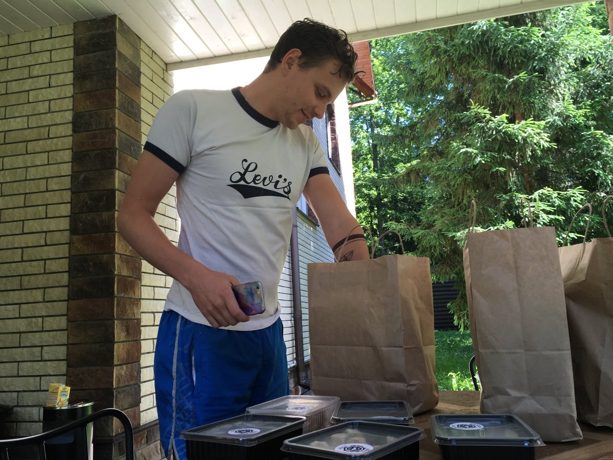 Team__Spirit's tweet photo. Драконы только просыпаются, а наши друзья из Eat bit уже позаботились о еде на день!
eat-bit.ru
Insta: @eat_bit
FB: Eat_bit
#SpiritPartners https://t.co/a4hWJSBnsc