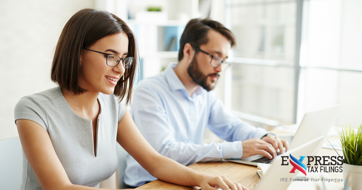 TaxFilings's tweet photo. Are you a tax professional and #influencemarketer? We'd love to connect! DM us today. https://t.co/dTS1xJVlnA https://t.co/1RrzD8vDaK