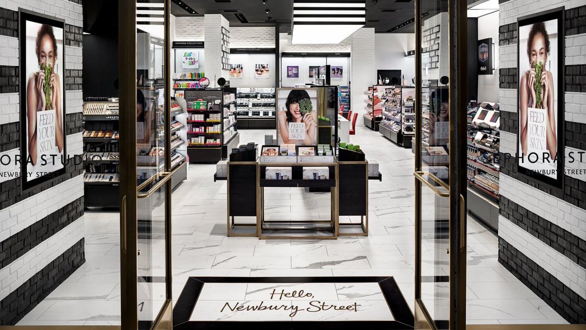 SoCloz's tweet photo. Sephora is experimenting with a boutique format to prepare for the #retail apocalypse https://t.co/pzpguawzHH https://t.co/ymDK9sbb1p