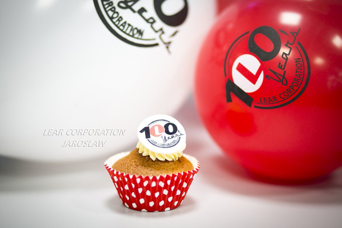 LearCorporation's tweet photo. Our team in #Jaroslaw (#Poland) recently enjoyed a sweet celebration in honor of this year's #Lear100! #OneLear https://t.co/paDK0E1SRP