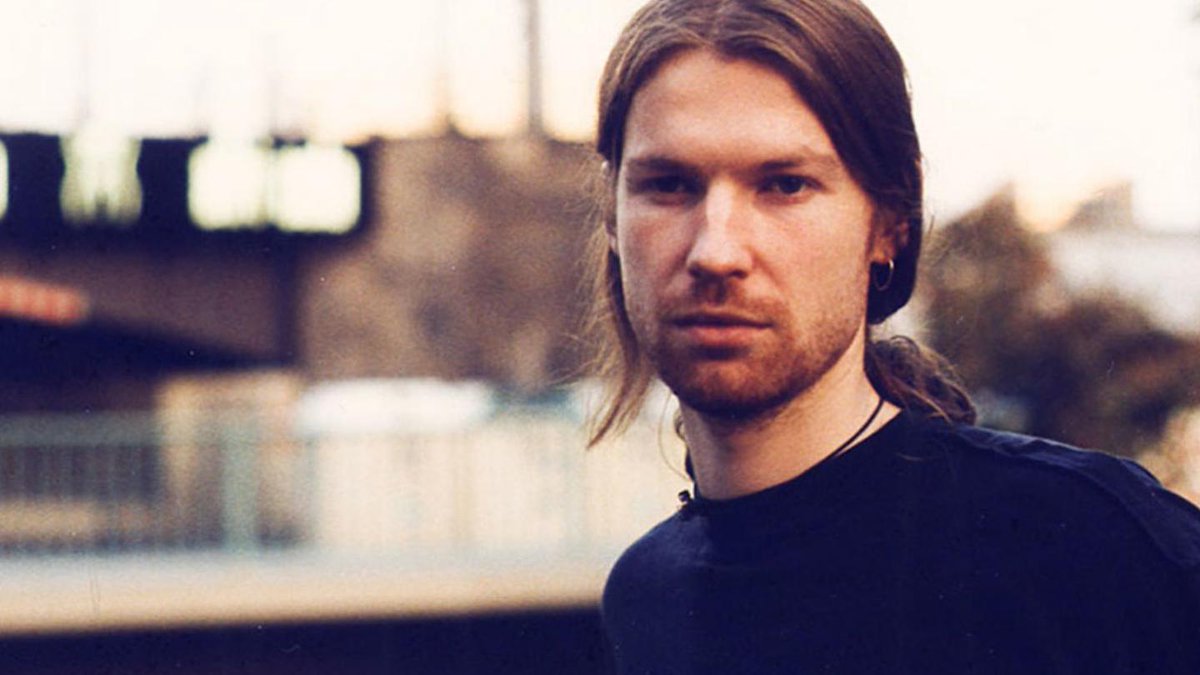UKThump's tweet photo. Much of @AphexTwin's catalogue is now available in his new online shop https://t.co/BmOzDe7oG0 https://t.co/hT8TUMU03U