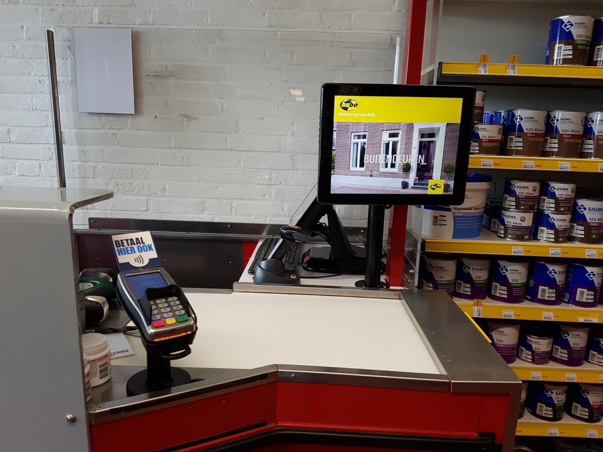 valksolutions's tweet photo. Geen klus te veel bij @HuboDHZ #Balk. Nieuw #cloud kassa's geïnstalleerd. Bouwen maar...! #retail #samensterk https://t.co/YCEnzZkTWW