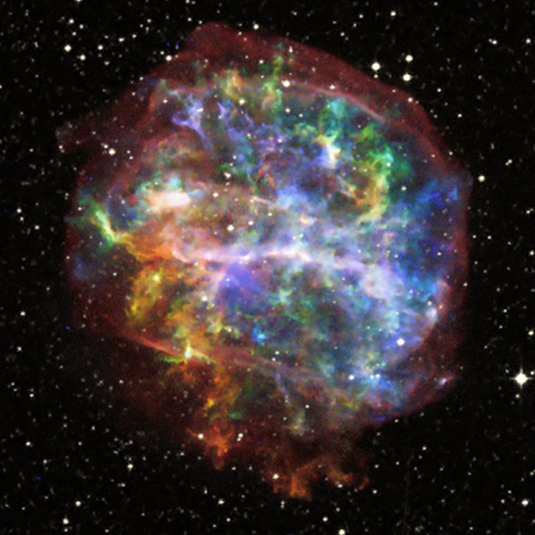 chandraxray's tweet photo. 20,000 light years away in #space, the intricate structure of this supernova remnant reveals a few cosmic surprises! https://t.co/UyHr4QgcQM https://t.co/QrFX40frT7