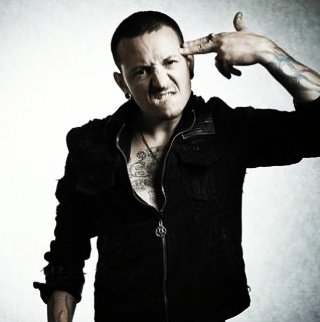 MaximeCorrea's tweet photo. Rest in peace #ChesterBennington from #LinkinPark 🔥
You'll be missed https://t.co/w4Q4TZFT1E