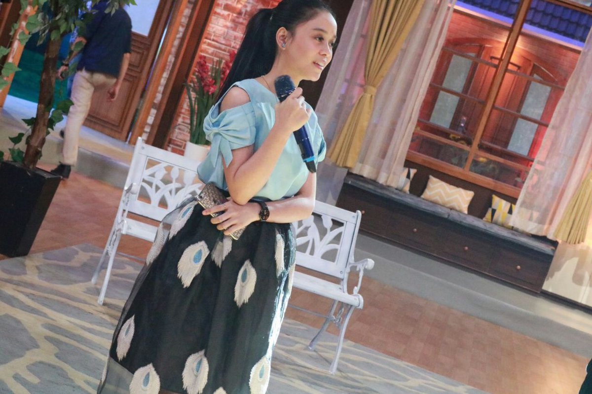 <a href="/Lesti_Jenong_DA/">Lestykejora</a> <a href="/ningsihdeku/">ningsihdeku</a> @IndosiarID unchhh dede kacida gelisnaaa. 😘😍😍