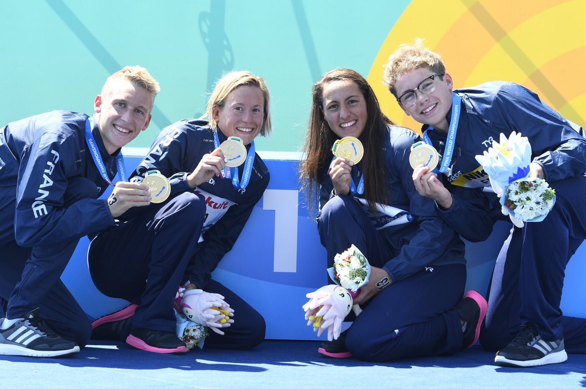 marinemrk's tweet photo. Moisson exceptionnelle @FFNatation !
6 médailles dont 4 titres pour la #TeamFrance #EauLibre à #Balaton2017.
Championnes, champions. 
🏆🇫🇷💪🏼 https://t.co/z1b4NiPFzJ