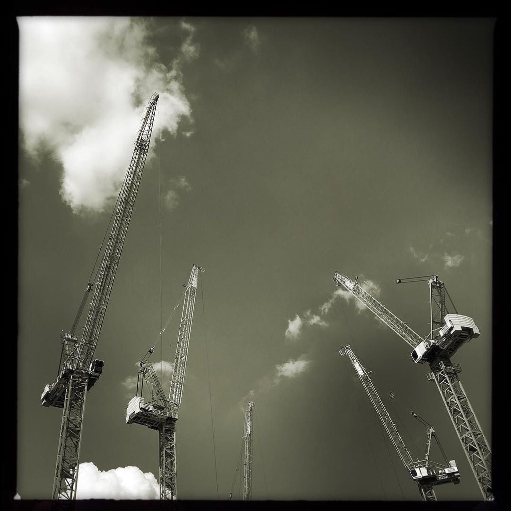 berlin_b_w's tweet photo. #july #summer #cloudporn #clouds #constructionsite #bw #berlin #berlinbw #berlinstagram #blackandwhite #bwberlin #… https://t.co/sH4M8chWrf https://t.co/DVaMAu8LY5
