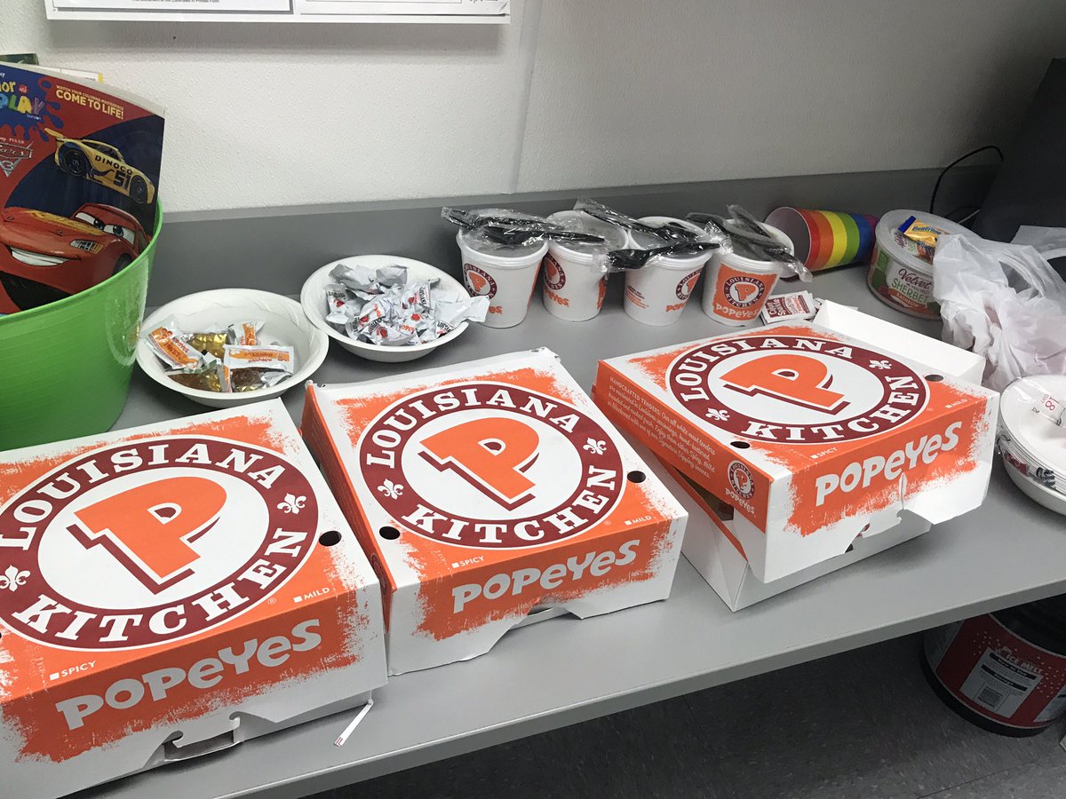 GWC2's tweet photo. Icecream AND Popeyes Chicken at WestGREAT! THATS HOW WE DO!!  #ILOVEMYTEAM 
@judy_cavalieri @alysonwoodard @juswen06 @BIGBizDecker https://t.co/7i1nO2HDV2