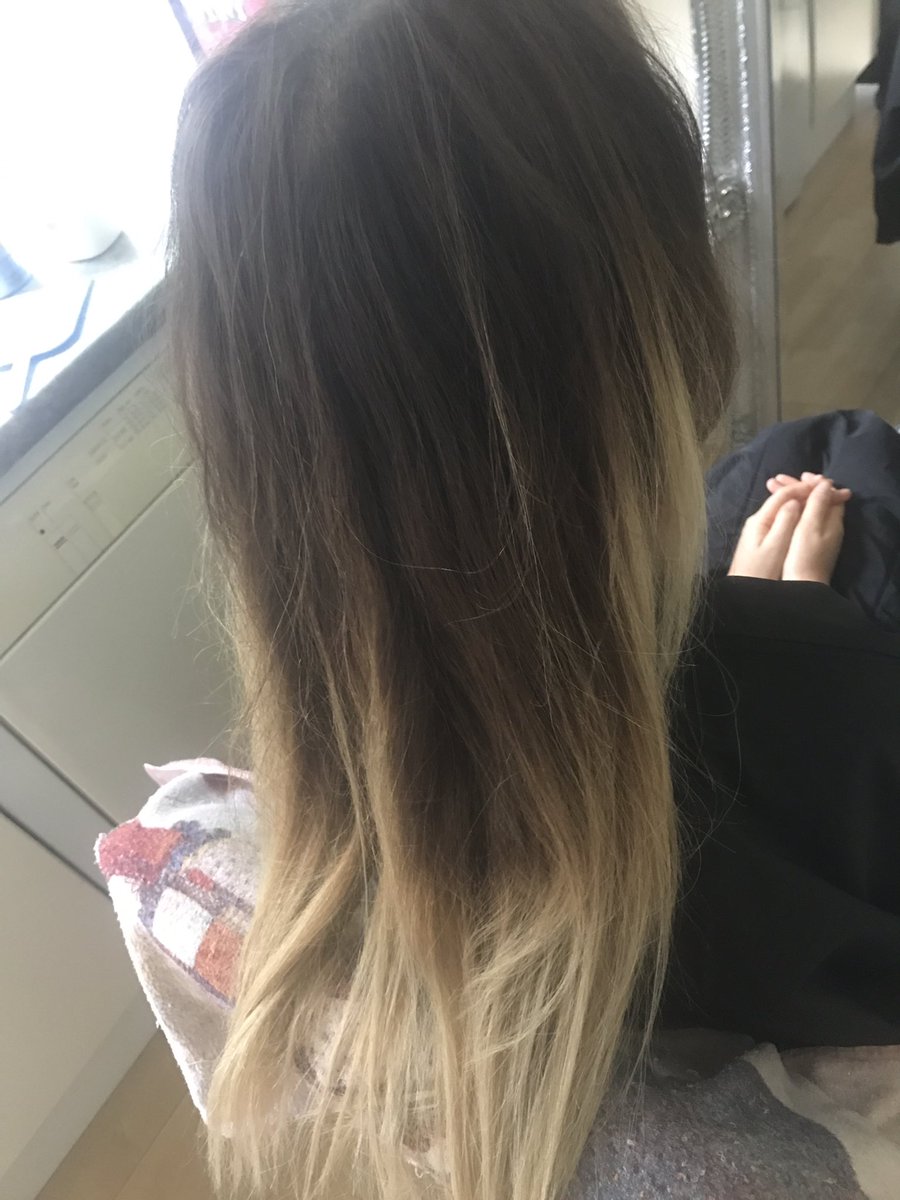 GNC_Hairstudio's tweet photo. Todays before and after 😍🙌🏼 wanting a refreshing balyage and an ice cool blonde finish 💖 Book in now💇🏼 #lovingleeds #hairgoals #ombrè #hair https://t.co/aNxxCFv1rq