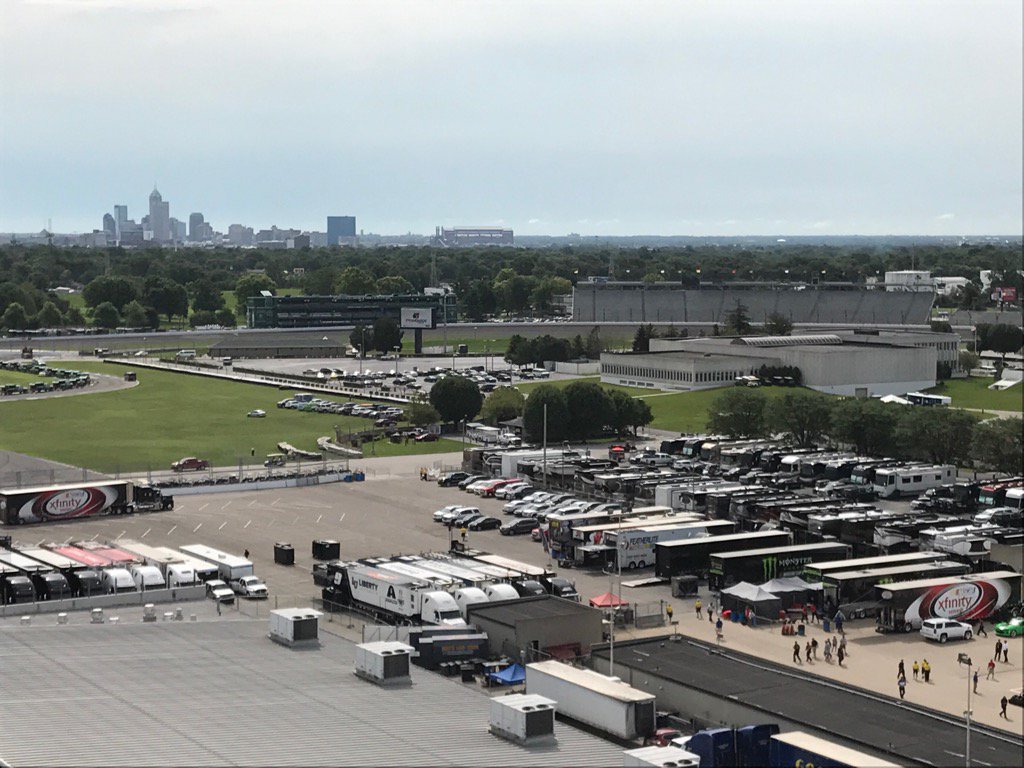 nospmohtekim's tweet photo. The @NASCAR action kicking off @IMS https://t.co/6wiRBgptW3