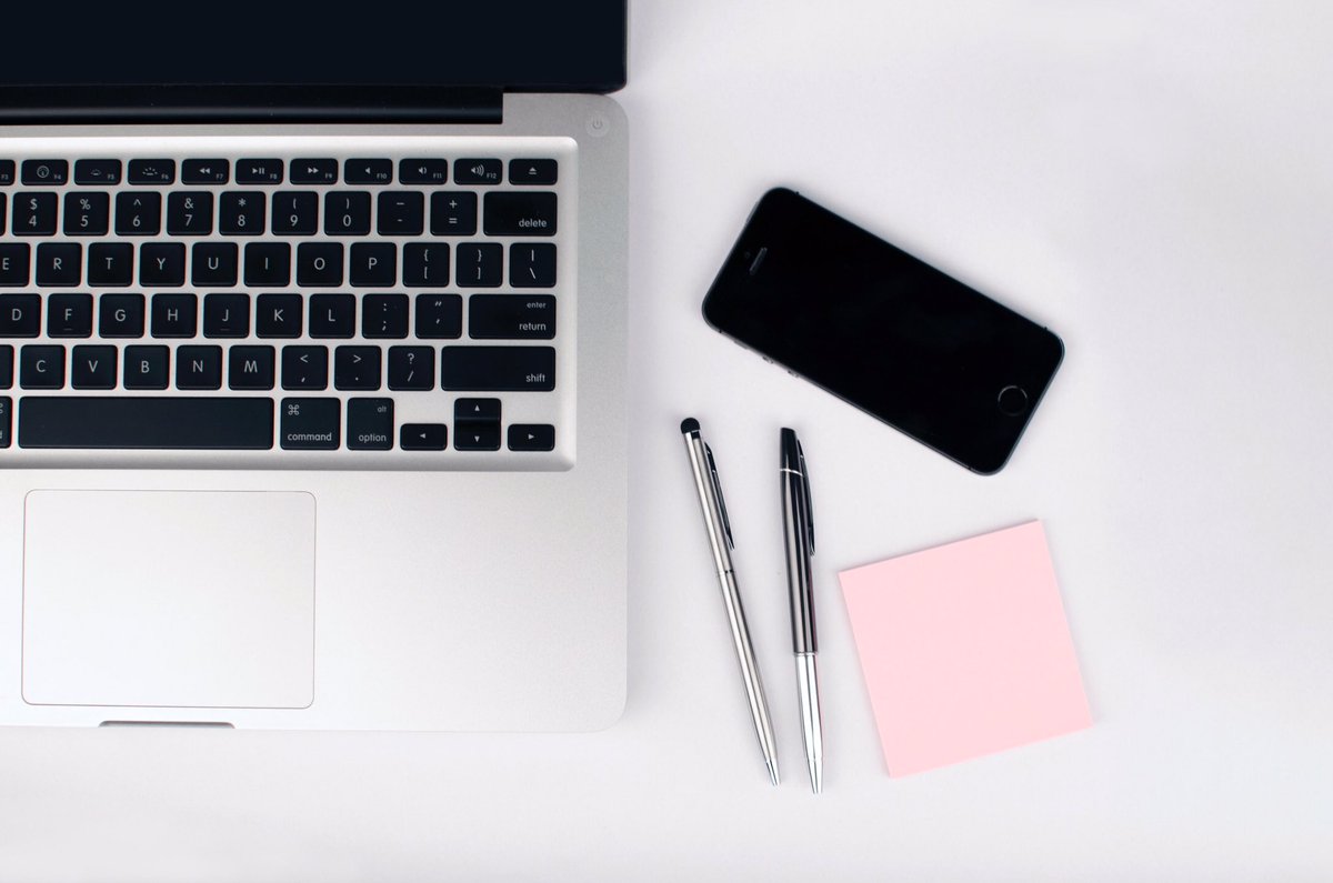 ProjectsbyMaria's tweet photo. Who else loves clean workspaces? ❤️ https://t.co/t4CfggFQ2A