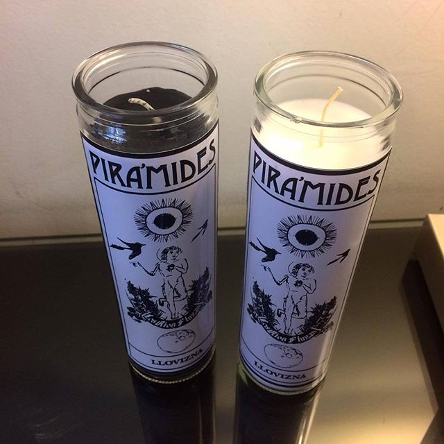Amigos de la Ciudad de México, llevaremos veladoras a nuestras 3 fechas! 💀💀💀 Cuesta $70 y $100 con descarga digital de 'Llovizna'