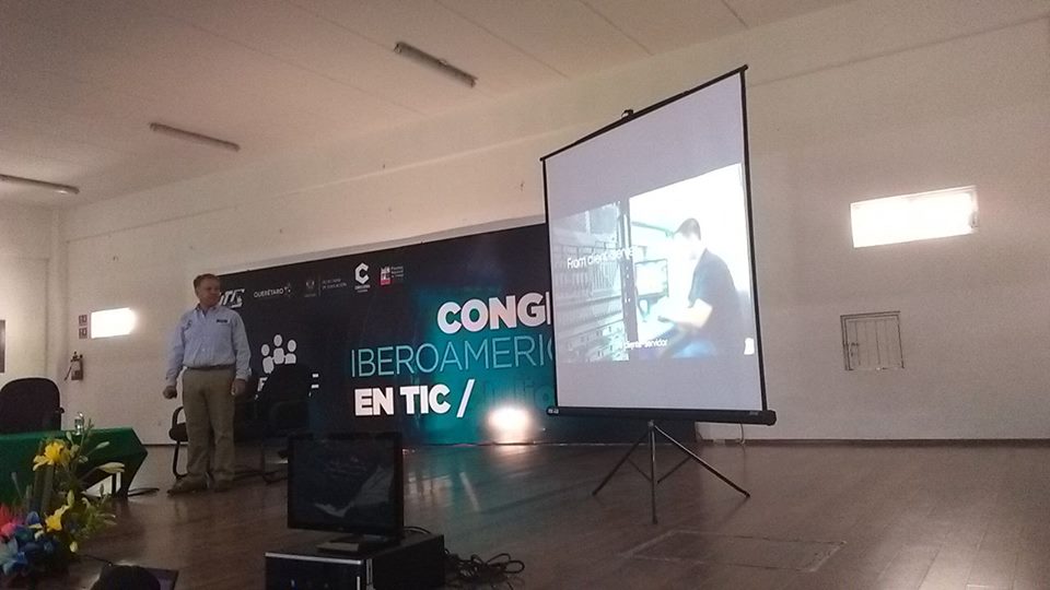 CIBETICUTC's tweet photo. Alejandro Tapia Zaldivar del Municipio de Corregidora presenta:  Gobierno abierto en Corregidora, Qro.
#CompromisoSaberPasión #CIBETIC2017 https://t.co/wcfklfHd0R