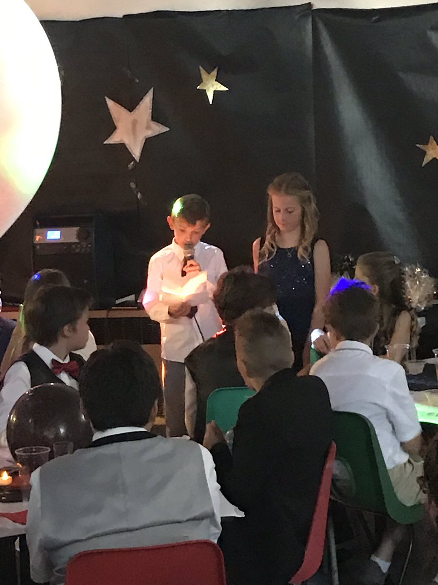 PiranCross's tweet photo. Year 6 prom speeches https://t.co/Tts9IKv5Sq