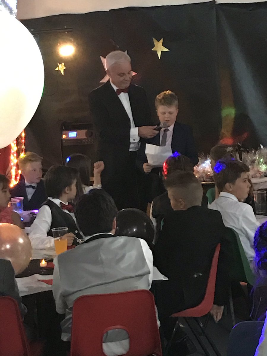 PiranCross's tweet photo. Year 6 prom speeches https://t.co/BwIjoGNW7R