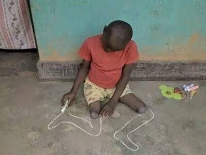 'Bu dünya! Acılardan kaçamayacağın kadar küçük ... 
Kaybettiklerini bir daha bulamayacağın kadar büyüktür..
Umudunu kaybetme çocuk..