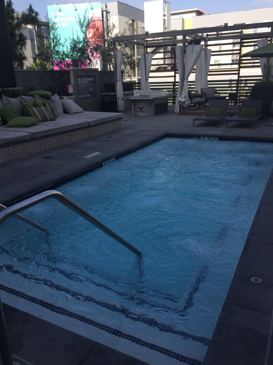 JadaAndRicoLive's tweet photo. Might hop on #chaturbate tonight after a nice dip in the pool 😘 https://t.co/6Z4QuRcv2B
