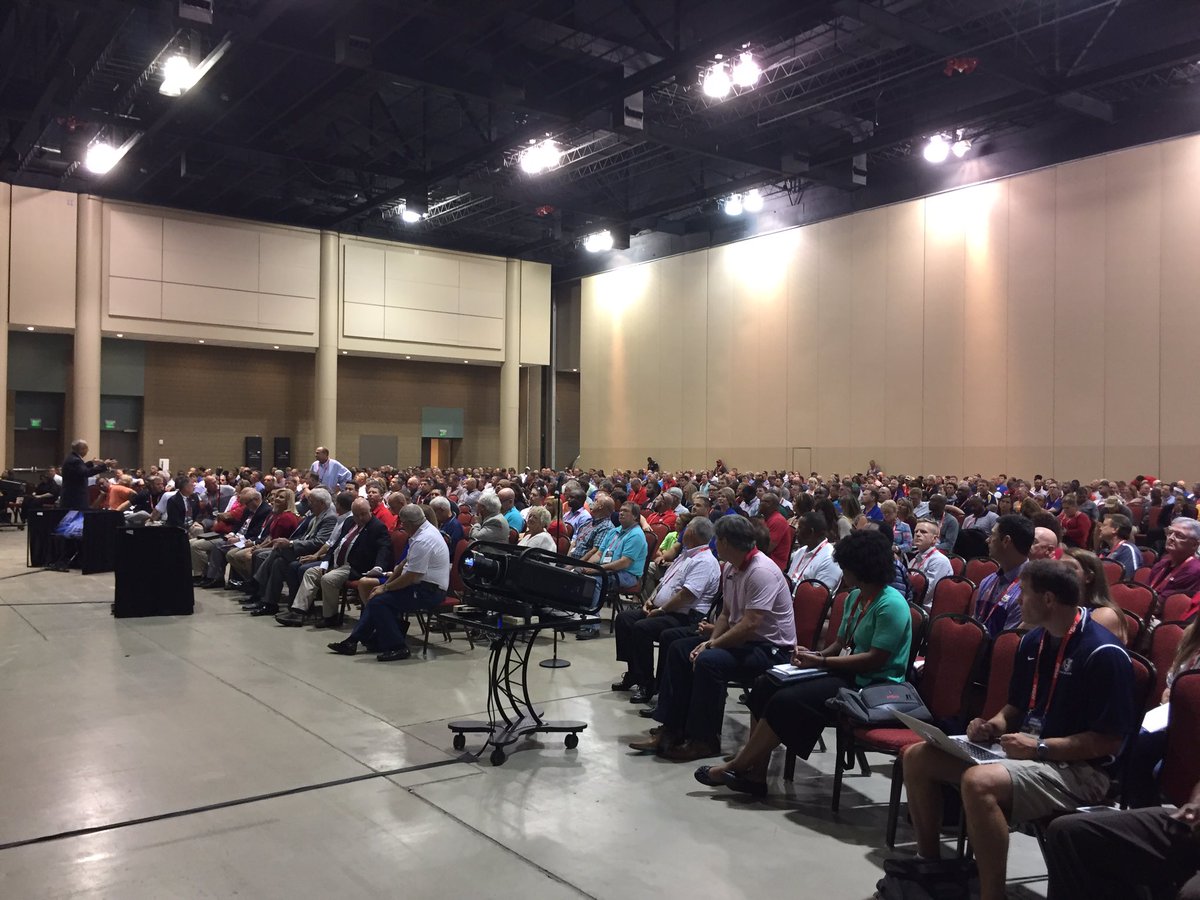 AHSAAnow's tweet photo. AHSAA Update given by Steve Savarese at #2017SC https://t.co/NKu0JZjzCq