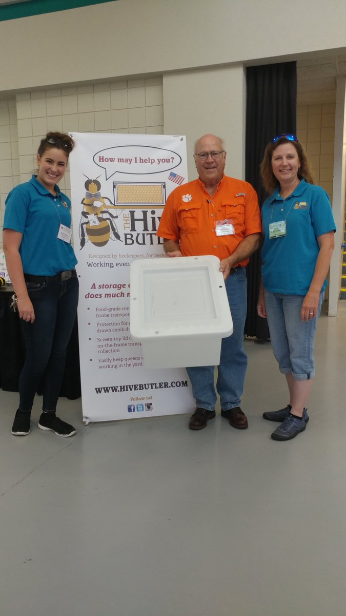 TheHiveButler's tweet photo. Bennie C. was our winner in SC! Congratulations Bennie!
#thehivebutler #beekeeping #honeybees https://t.co/cWtfcgKUkq