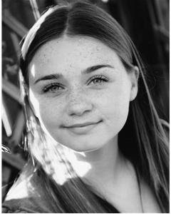 Celebrity Birthdays: Movie Actress is 25 today! \"HAPPY BIRTHDAY JESSICA BARDEN!\"        