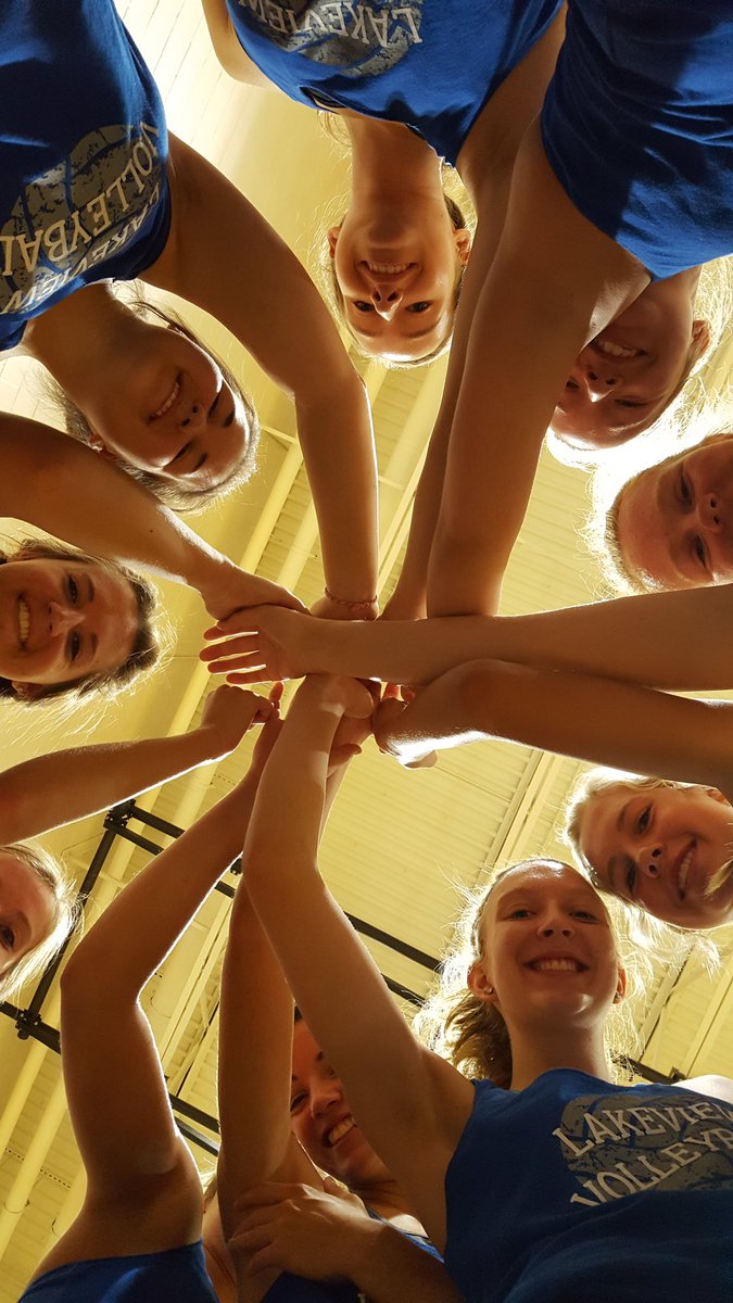 Lakeview_vb's tweet photo. Looking up on Day 2! #unc17 #gettingbettereveryday https://t.co/FDLAygSPft