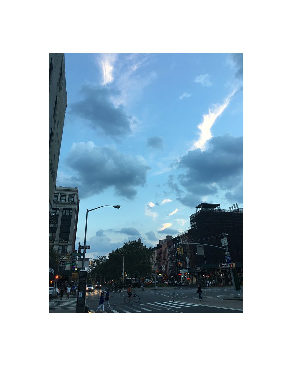 sagohotel's tweet photo. A brilliant sunset at Sago... 🌇｜サゴからの、サンセット。☀️⭐️✨
#lowereastside #sagohotel #サゴホテル #ゆうやけ #いいなと思ったらRT https://t.co/p1ldCXauUr